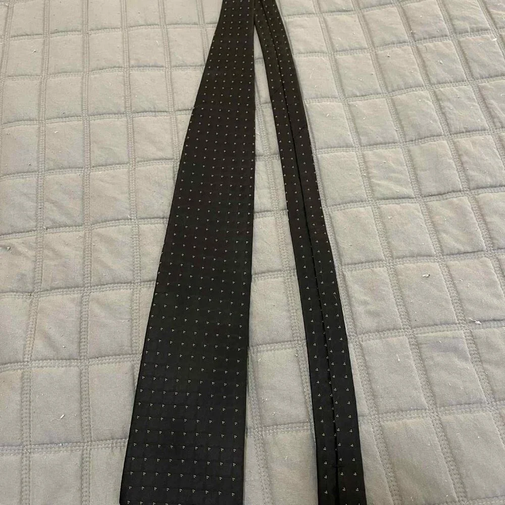 NWOT Docker's Black Polka Dot Tie